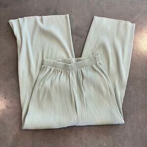 ASOS pastel pleaded green wide leg accordion flare pants women size 0 loose fit